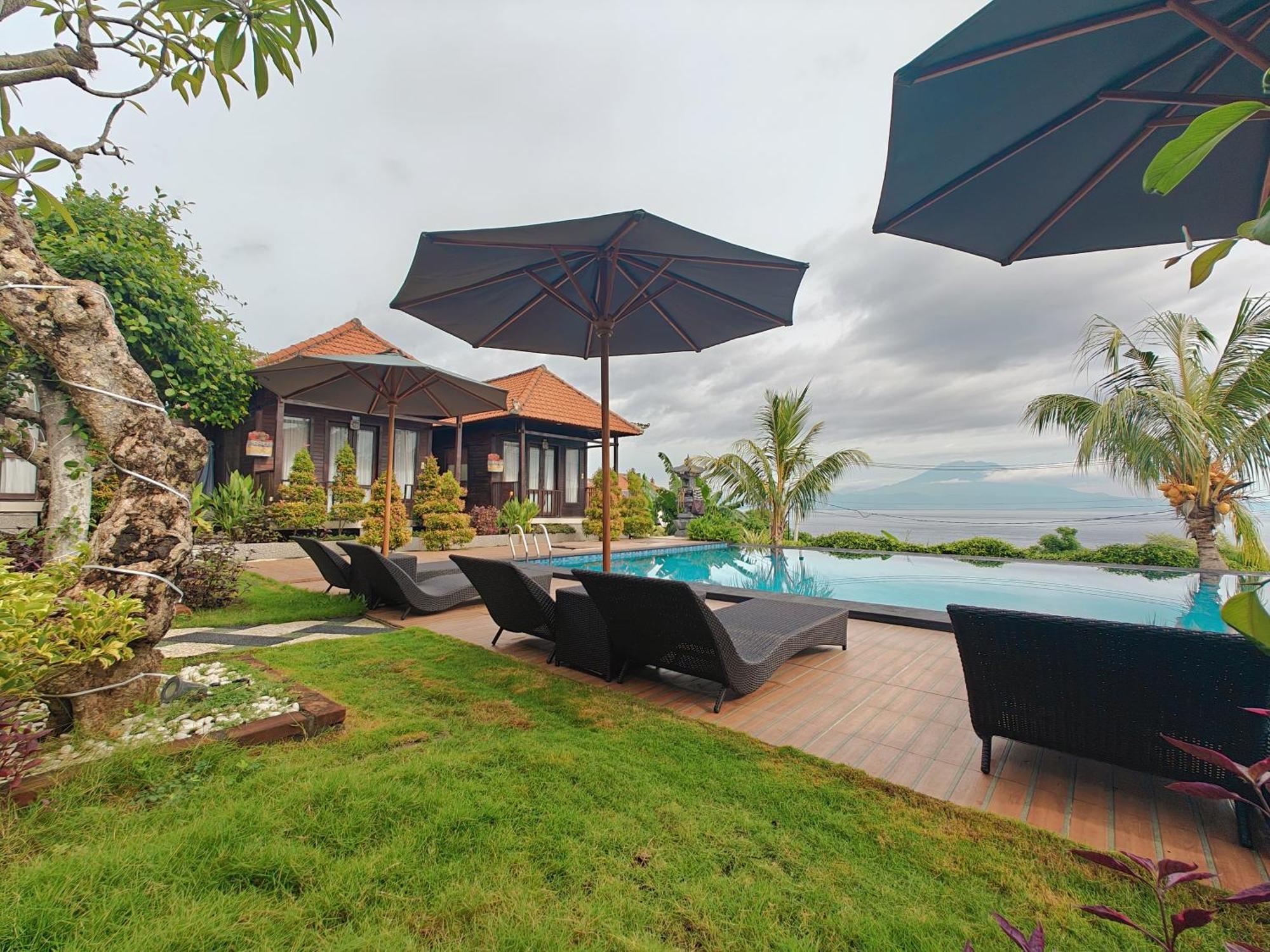 Nusa Sedayu Hotel By Ocean View Batununggul Exterior photo