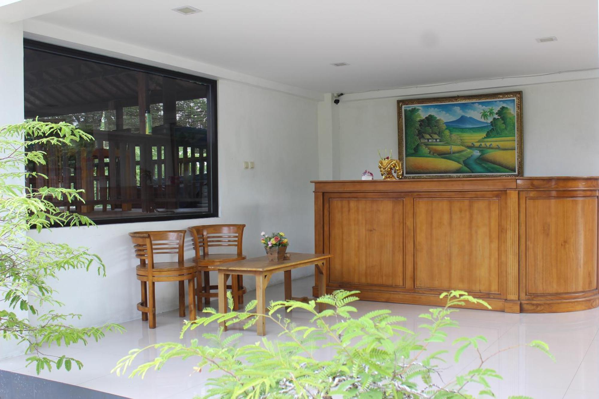 Nusa Sedayu Hotel By Ocean View Batununggul Exterior photo
